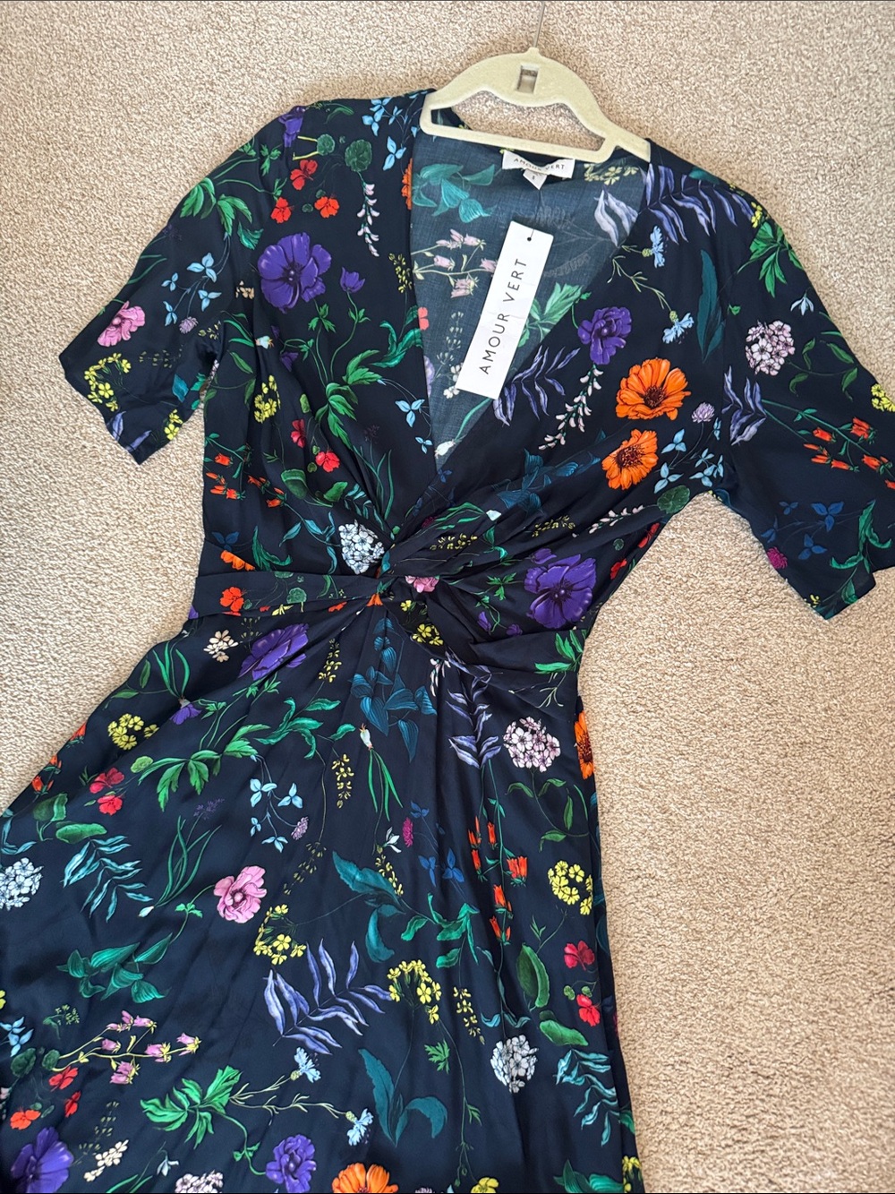 NWT Amour Vert Joselle Midi Dress 🌸